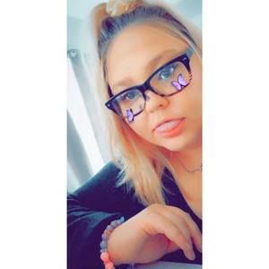 Meet your Posher, Ashley